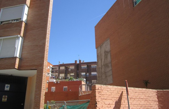 Fincas y solares - For Sale - Madrid - Calle de la Filósofa Simone Weil