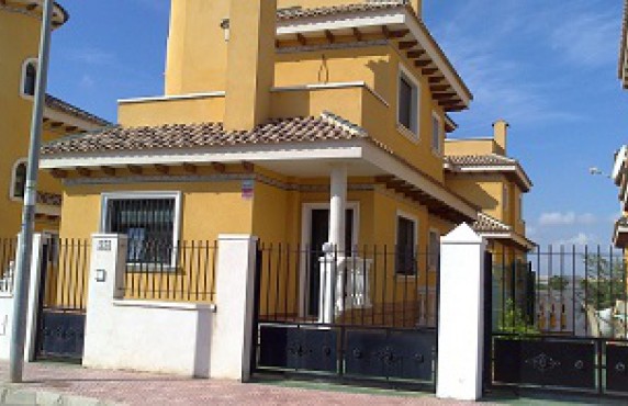 Villa / Detached - Alquiler Larga Estancia - Ciudad Quesada - Ciudad Quesada