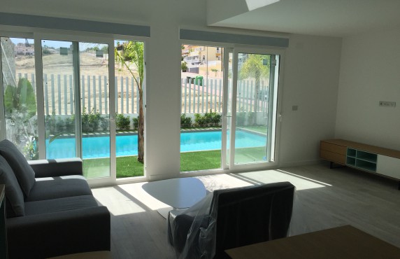 Villa in Ciudad Quesada for sale with Alicante Holiday lets, Living room
