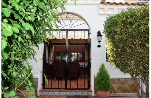 For Sale - Detached Villa - Formentera del Segura