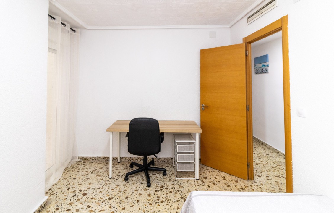 Alquiler de habitación de Larga Estancia - habitación individual - Elche - Altabix