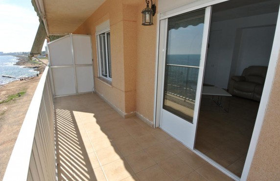 For Sale - Apartment - Torrevieja - Los Naufragos Beach