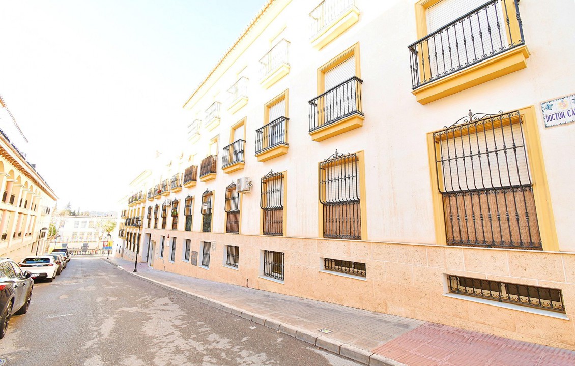 For Sale - Locales - Berja - calle doctor caba