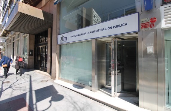 Alquiler Larga Estancia - Locales - Madrid - SANTA ENGRACIA